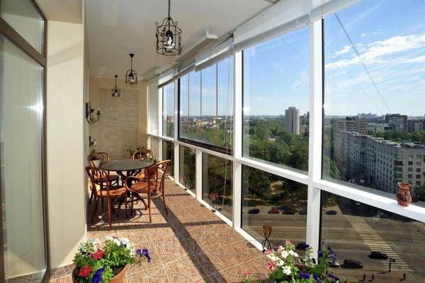 5 основных отличий балкона и лоджии с фото