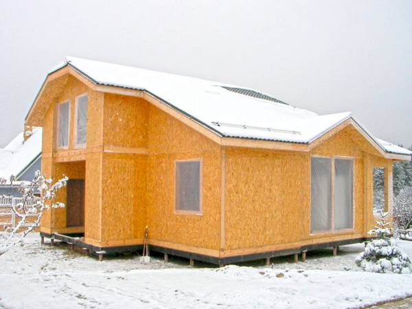 Строим дом своими руками из СИП панелей с фото