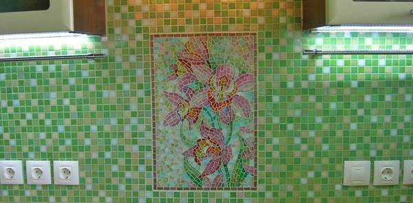 Выбор плитки-мозаики для фартука на кухню - фото