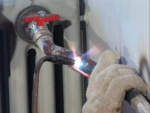 Как выполняется сварка труб из стали для отопительной системы: обзор технол ... - фото